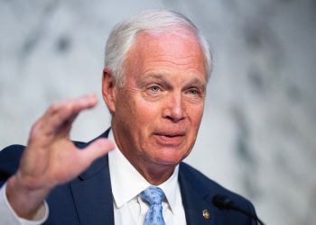 Johnson demands NARA turn over records related to Biden’s mental ‘decline’ amid Senate probe of ‘cover-up’