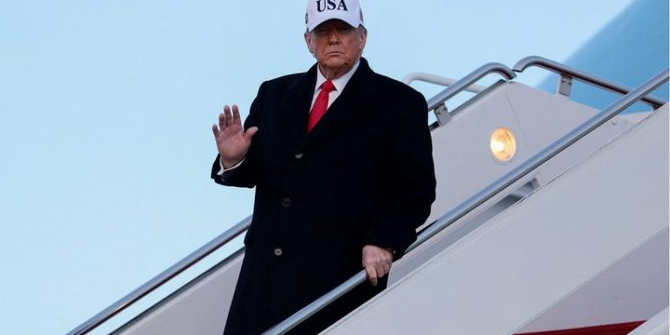 Air Force One glitch revives replacement push as White House says it ‘proves Trump was right again’